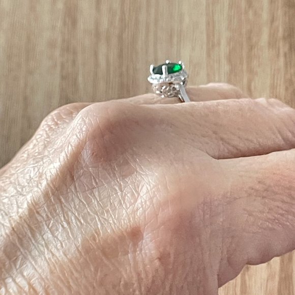 Round Emerald Quartz Halo Ring - 925 Sterling Silver - Picture 5 of 5